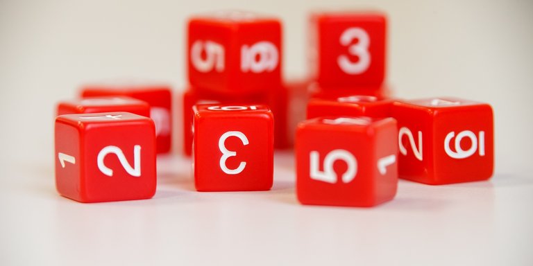 Image of numbers on dice