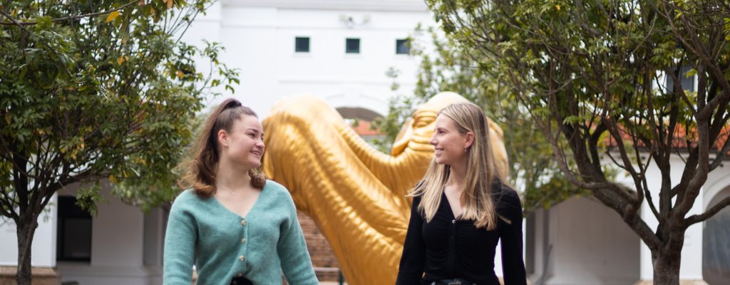 Two students on Auckland campus