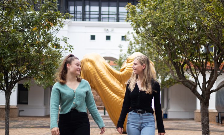 Two students on Auckland campus