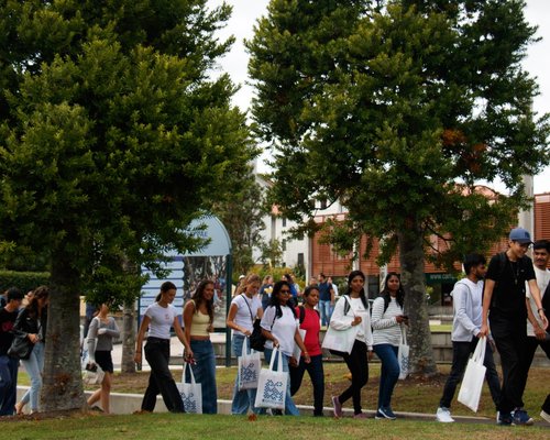 Orientation tour on Auckland campus.