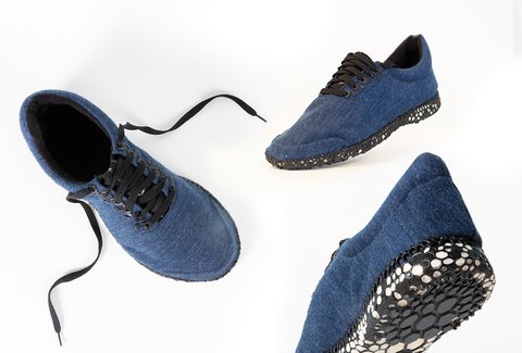 Compostable Voronoi Runners made from %100 biodegradable materials by Industrial Design Graduate Rik Olthuis